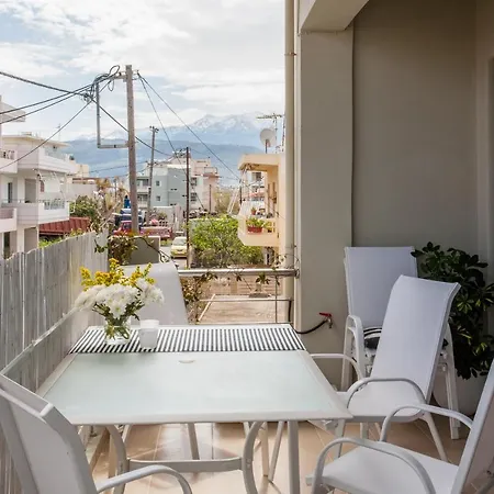 Nima's Beach Apartment