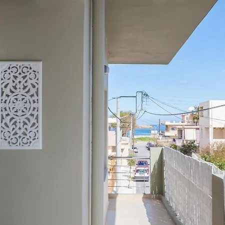 Nima's Beach Apartamento