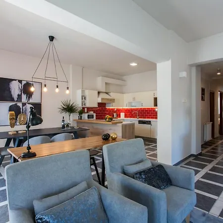 Nima's Beach Apartamento